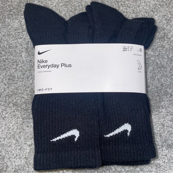 Nike Accessories - Nike Everyday Plus Dri Fit Socks 6 Pack